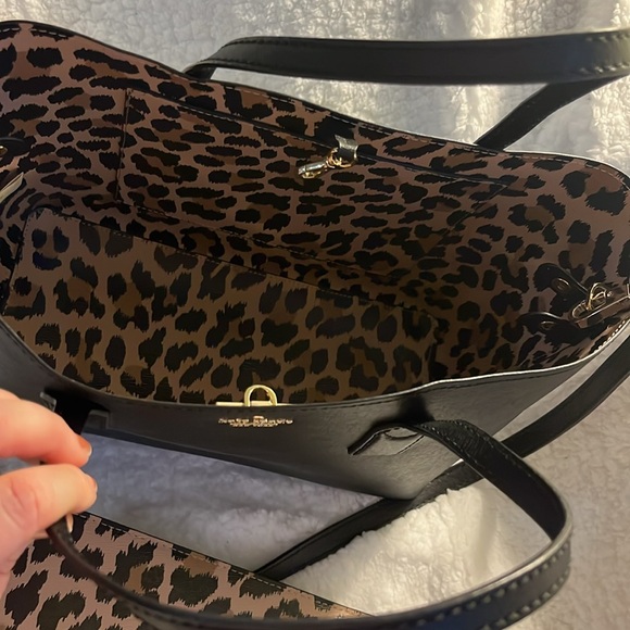 Kate spade saffiano leather satchel - Picture 9 of 9